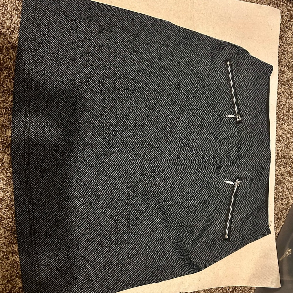 Stylish Black and Gray Women's Skirt